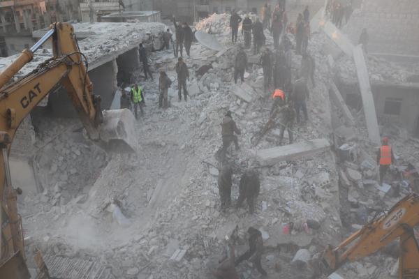 Death toll of Sheikh Maqsoud building collapse reaches 5 children and women