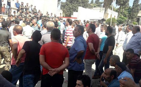 تظاهرة في عفرين على خلفية تصاعد وتيرة انتهاكات ضد المدنيين