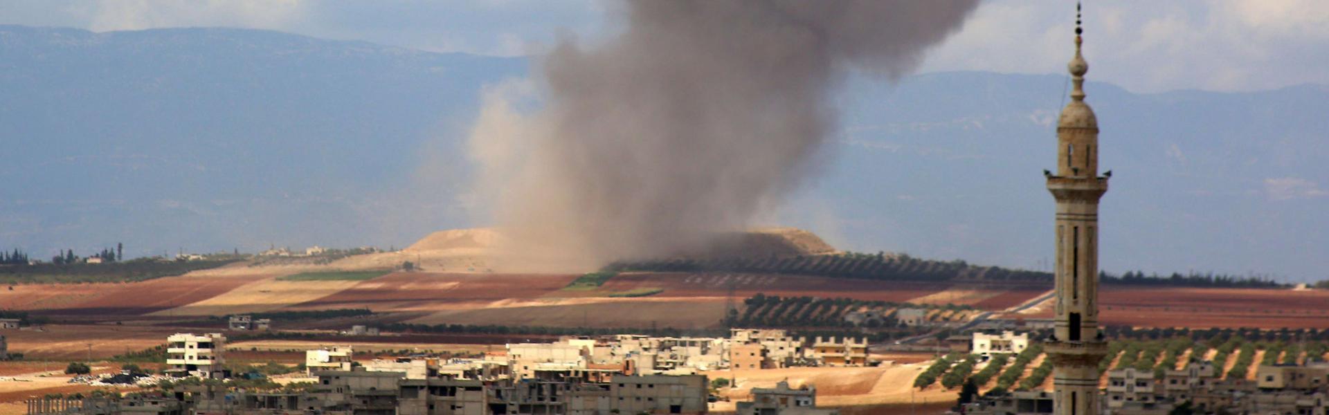 قصف لقوات النظام السوري على المنطقة العازلة في إدلب