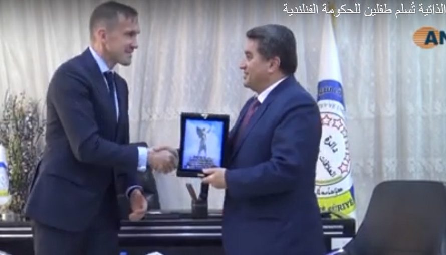 “الإدارة الذاتية”: سلمنا 345 طفل وامرأة من عوائل تنظيم “الدولة” لحكومات بلادهم