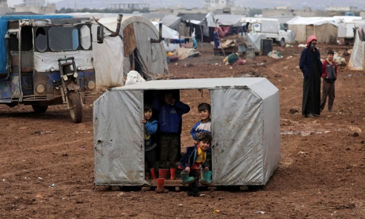 الاستغلال يزيد معاناة النازحين والفارين إلى المناطق السورية الخاضعة لسيطرة تركيا