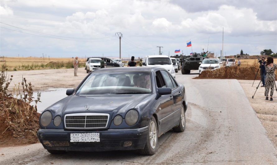 روسيا تنجح فيما عجزت عنه أمريكا …. افتتاح طريق M4 لأول مرة بعد سيطرة القوات التركية على جزء منه