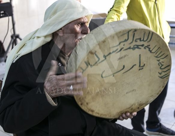 مسلحون من فصيل موالي لتركيا يعتدون على مسحراتي في عفرين
