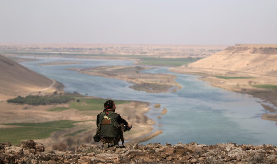 تركيا تحول نهر الفرات إلى جدول ماء صغير
