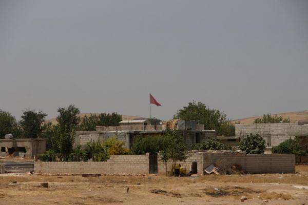 شهادات …. سكان قرى حدودية يتهمون تركيا باطلاق كلاب مسعورة في الجانب السوري