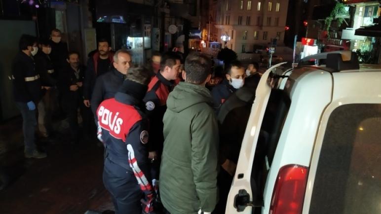 اعتقال امرأة سورية “حامل” من مدينة عفرين في تركيا سبق أن قتل والدها تحت التعذيب