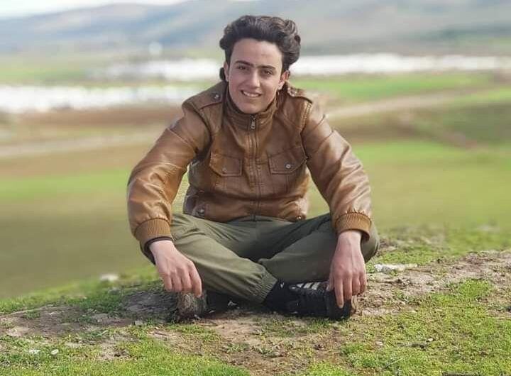 بسبب السرعة وغياب المحاسبة.. شاحنة تركية تسحق شاباً من ديرالزور وتتسبب بوفاته