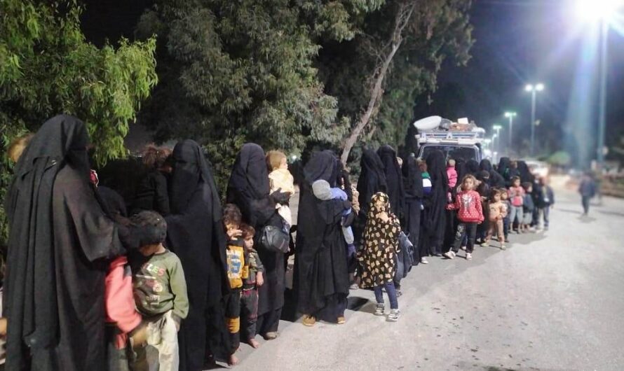 دراسة .. مئات الأطفال من أبناء الجهاديين الأوروبيين عالقون في مخيمات بشمال سوريا