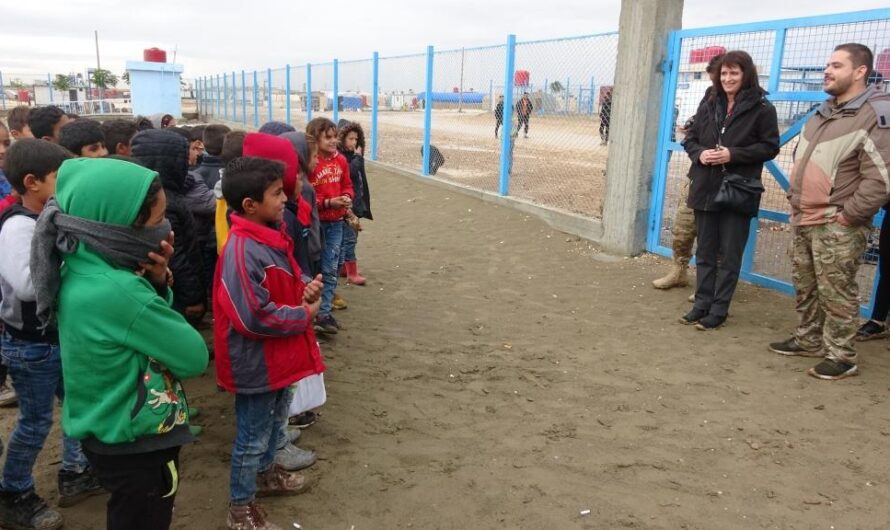 نائبة رئيس المفوضية الأمريكية للحريات الدينية الدولية تحذر ….الوضع كارثي شمال شرق سوريا في ظل استمرار الهجمات التركية