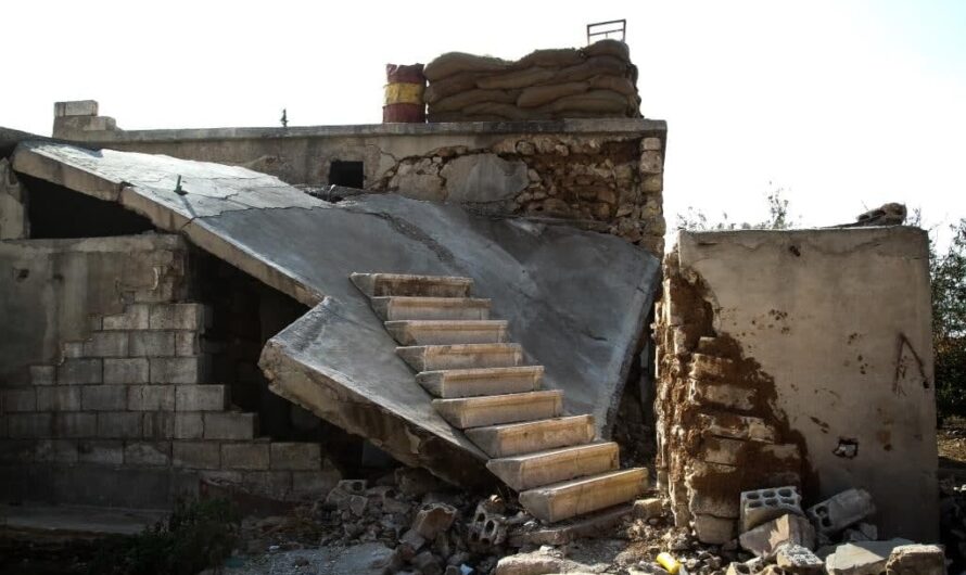 حصيلة الهجمات التركية على بلدة عين عيسى في نوفمبر 2020 : مقتل 4 مدنيين وإصابة 14آخرين