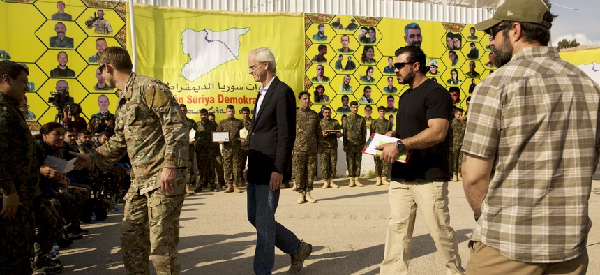 دبلوماسي أمريكي يكشف تفاصيل جديدة عن تبعات سلبية “للانسحاب الأمريكي” من شمال سوريا وفرص اصلاح الضرر