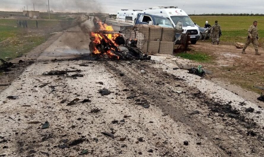 مقتل 6 مسلحين موالين لتركيا وإصابة 4 بجروح جراء انفجار سيارة مفخخة على حاجز تفتيش شرقي مدينة بزاعة بريف حلب الشرقي