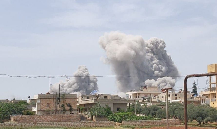 إدلب …مقتل امرأة واصابة 11 مدني بينهم 6 أطفال في انفجار مستودع للذخيرة ضمن مخيم للنازحين