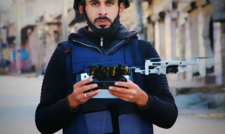 نجا بأعجوبة .. صحفي سوري يتعرض لمحاولة اغتيال من قبل ” التركستاني” في إدلب