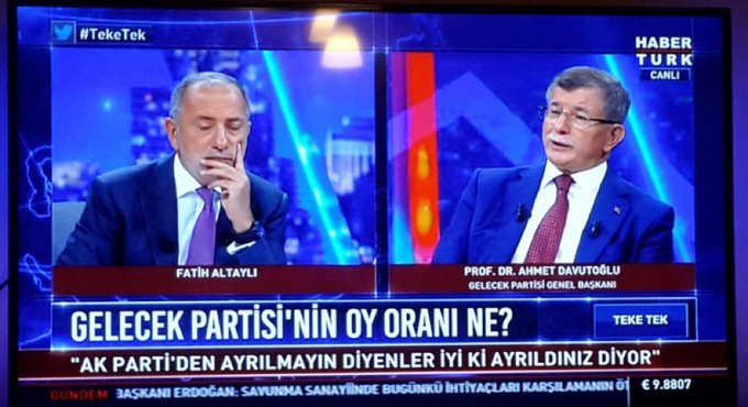 رئيس الوزراء التركي السابق يعترف بمسؤوليتهم عن الهجرة القسرية من سوريا : تركيا تقف خلف هزيمة المعارضة السورية في حلب