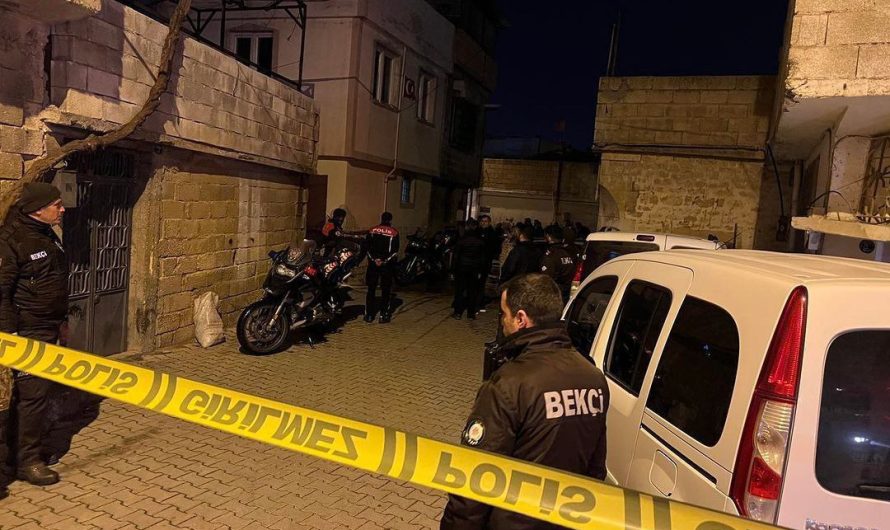 السلطات التركية تطلق سراح مواطن سوري بعدد قضاءه 33 عاما في سجونها